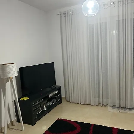 Andis House
