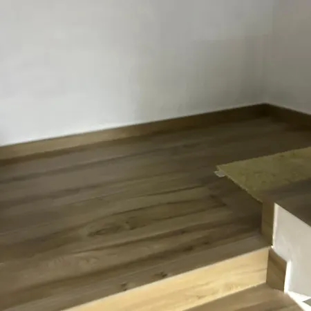 Andis House * Tirana